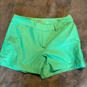 Green Nike golf women’s shorts